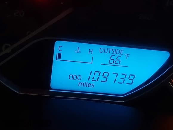 ✅ 2016 Toyota Corolla L • VIN: 5YFBURHE3GP451344 • Lot: 42384048. Listed on IAAI with 109,739 mi. Free auction sales archive from the USA and detailed vehicle history report at DreamBid. Image 7.