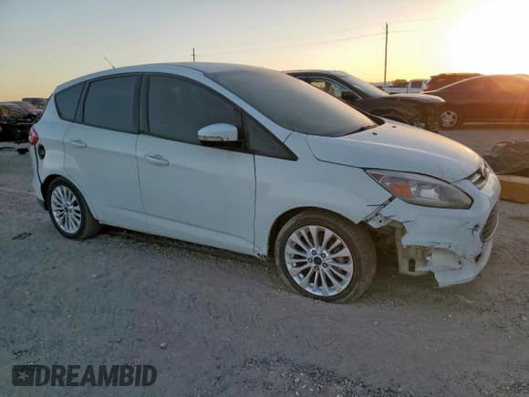 ✅ 2018 Ford C-Max SE • VIN: 1FADP5AU2JL104779 • Lot: 92509895. Wystawiony na Copart z przebiegiem 118 801 mil. Bezpłatny archiwum sprzedaży aukcyjnych z USA i szczegółowy raport historii pojazdu na DreamBid. Zdjęcie 4.