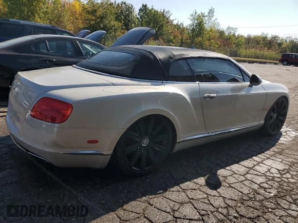 ✅ 2013 Bentley Continental GT • VIN: SCBGR3ZA1DC078568 • Lot: 80524375. Listed on Copart with 39,318 mi. Free auction sales archive from the USA and detailed vehicle history report at DreamBid. Image 3.