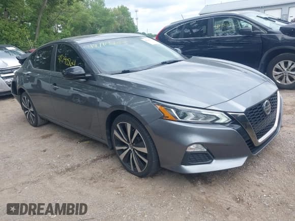 ✅ 2020 Nissan Altima SR • VIN: 1N4BL4CW5LC100370 • Lot: 42790564. Listed on IAAI with 76,364 mi. Free auction sales archive from the USA and detailed vehicle history report at DreamBid. Image 1.
