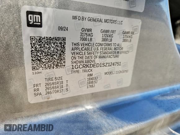 ✅ 2025 Chevrolet Silverado 1500 • VIN: 1GCRKDED1SZ124751 • Lot: 93907725. Wystawiony na Copart z przebiegiem 27 604 mil. Bezpłatny archiwum sprzedaży aukcyjnych z USA i szczegółowy raport historii pojazdu na DreamBid. Zdjęcie 13.