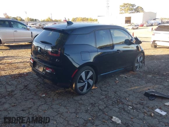 ✅ 2017 BMW i3 • VIN: WBY1Z8C34HV893589 • Лот: 43458603. Опубликован ранее на IAAI с пробегом 64 534 миль. Бесплатный доступ к архиву аукционных продаж из США и подробный отчёт об истории автомобиля на DreamBid. Изображение 4.