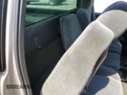 ✅ 2004 Chevrolet Silverado 1500 LS • VIN: 1GCEC14T24Z158378 • Лот: 58662004. Опубликован ранее на Copart с пробегом 148 510 миль. Бесплатный доступ к архиву аукционных продаж из США и подробный отчёт об истории автомобиля на DreamBid. Изображение 11.