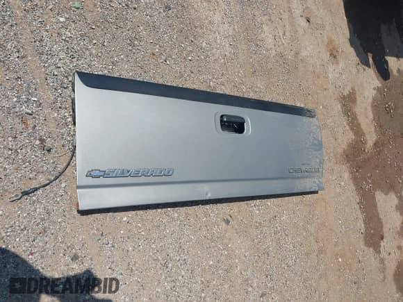 2003 Chevrolet Silverado 1500 LS с VIN 2GCEC19X331342392, выставлен на аукционе IAAI как лот 43055435 с пробегом 227 326 миль миль и . История ставок и продаж доступна на DreamBid. Изображение 12.