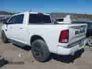 2017 Ram 1500 Night z VIN 1C6RR7MT4HS766699, wystawiony jako IAAI lot #41692973 z przebiegiem 134 746 mil mil oraz . Historia ofert i sprzedaży dostępna na DreamBid. Obrazek 3.