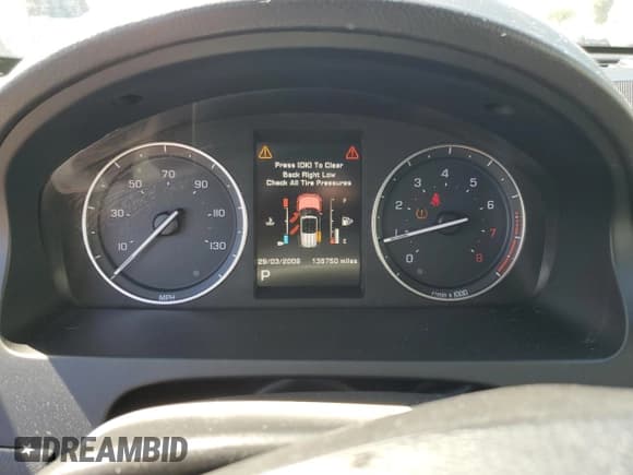 ✅ 2014 Land Rover LR2 • VIN: SALFR2BG6EH398208 • Лот: 81144545. Опубликован ранее на Copart с пробегом 136 750 миль. Бесплатный доступ к архиву аукционных продаж из США и подробный отчёт об истории автомобиля на DreamBid. Изображение 9.