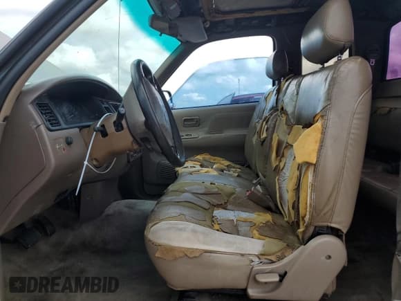 ✅ 1995 Toyota T100 SR5 • VIN: JT4VD12F1S0014445 • Лот: 59764864. Опубликован ранее на Copart с пробегом 184 947 миль. Бесплатный доступ к архиву аукционных продаж из США и подробный отчёт об истории автомобиля на DreamBid. Изображение 7.