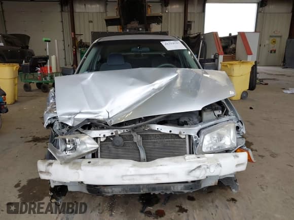 ✅ 2000 Mazda Protege ES • VIN: JM1BJ2219Y0311364 • Lot: 42294293. Wystawiony na IAAI z przebiegiem 132 629 mil. Bezpłatny archiwum sprzedaży aukcyjnych z USA i szczegółowy raport historii pojazdu na DreamBid. Zdjęcie 13.