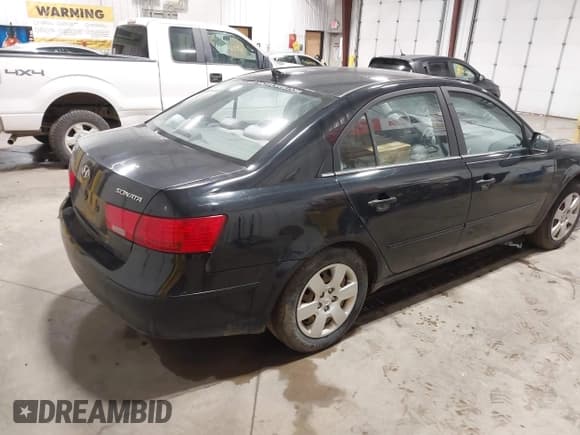 ✅ 2009 Hyundai Sonata GLS • VIN: 5NPET46C69H410923 • Lot: 43199574. Listed on IAAI with 185,018 mi. Free auction sales archive from the USA and detailed vehicle history report at DreamBid. Image 4.