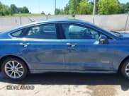 ✅ 2018 Ford Fusion Titanium • VIN: 3FA6P0SU6JR277829 • Lot: 42307192. Listed on IAAI with 77,495 mi. Free auction sales archive from the USA and detailed vehicle history report at DreamBid. Image 14.