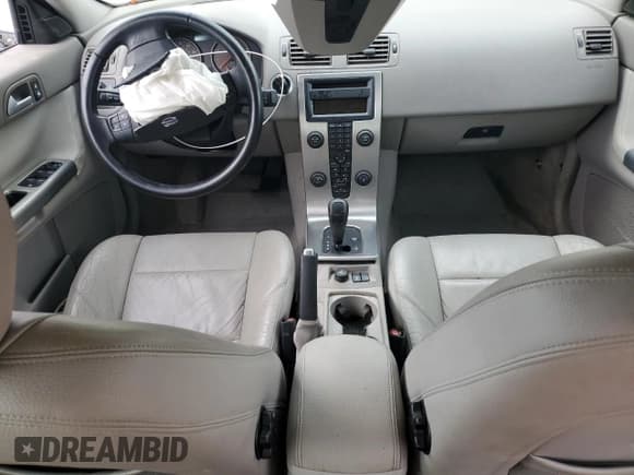 ✅ 2005 Volvo S40 • VIN: YV1MS682452056873 • Lot: 80263365. Listed on Copart with Not provided. Free auction sales archive from the USA and detailed vehicle history report at DreamBid. Image 8.