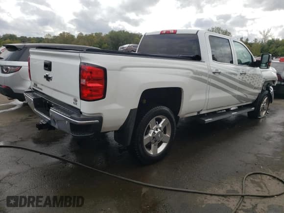 ✅ 2019 Chevrolet Silverado 2500HD LTZ • VIN: 1GC1KTEG9KF100989 • Lot: 72360484. Wystawiony na Copart z przebiegiem 141 313 mil. Bezpłatny archiwum sprzedaży aukcyjnych z USA i szczegółowy raport historii pojazdu na DreamBid. Zdjęcie 3.
