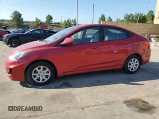 2013 Hyundai Accent GLS с VIN KMHCT4AE6DU407532, выставлен на аукционе Copart как лот 70398965 с пробегом 201 678 миль миль и Списание • Salvage title. История ставок и продаж доступна на DreamBid. Изображение 1.