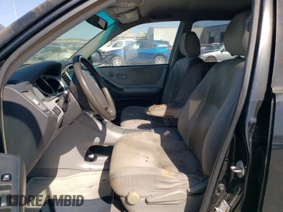 ✅ 2004 Toyota Highlander • VIN: JTEDP21A340034564 • Lot: 52508725. Wystawiony na Copart z przebiegiem Nie podano. Bezpłatny archiwum sprzedaży aukcyjnych z USA i szczegółowy raport historii pojazdu na DreamBid. Zdjęcie 7.