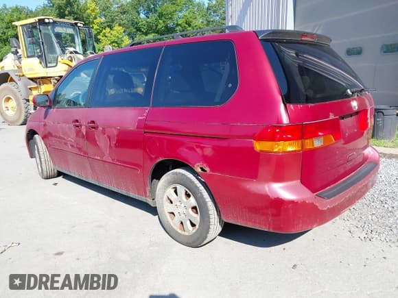 ✅ 2002 Honda Odyssey EX • VIN: 2HKRL18602H561267 • Lot: 42835580. Listed on IAAI with 190,400 mi. Free auction sales archive from the USA and detailed vehicle history report at DreamBid. Image 3.
