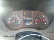 ✅ 2022 Mercedes-Benz Sprinter Cargo • VIN: W1Y4EDHY9NT107571 • Лот: 49267305. Опубликован ранее на Copart с пробегом 40 059 миль. Бесплатный доступ к архиву аукционных продаж из США и подробный отчёт об истории автомобиля на DreamBid. Изображение 9.