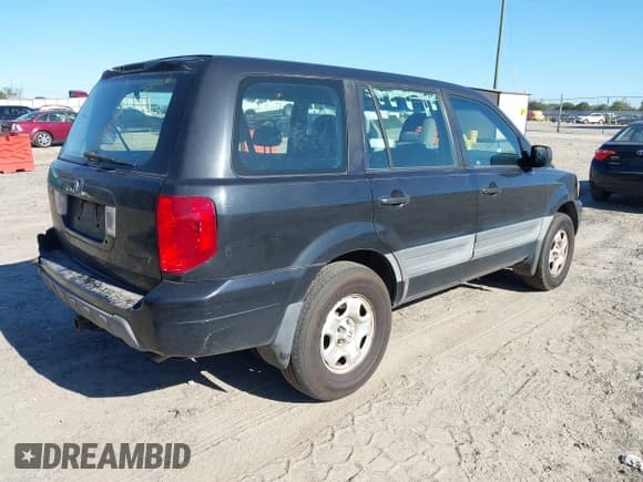 ✅ 2005 Honda Pilot LX • VIN: 2HKYF18155H533203 • Lot: 43518035. Wystawiony na IAAI z przebiegiem 360 335 mil. Bezpłatny archiwum sprzedaży aukcyjnych z USA i szczegółowy raport historii pojazdu na DreamBid. Zdjęcie 4.