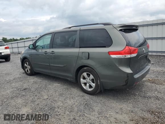 ✅ 2012 Toyota Sienna LE AAS • VIN: 5TDKK3DC5CS199833 • Lot: 65168885. Listed on Copart with 128,047 mi. Free auction sales archive from the USA and detailed vehicle history report at DreamBid. Image 2.