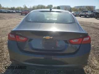 2016 Chevrolet Malibu LT z VIN 1G1ZE5ST5GF267180, wystawiony jako Copart lot #85848245 z przebiegiem 58 879 mil mil oraz Szkoda całkowita • Salvage title. Historia ofert i sprzedaży dostępna na DreamBid. Obrazek 6.
