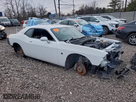 ✅ 2016 Dodge Challenger R/T Scat Pack • VIN: 2C3CDZFJ8GH245824 • Lot: 95566055. Wystawiony na Copart z przebiegiem Nie podano. Bezpłatny archiwum sprzedaży aukcyjnych z USA i szczegółowy raport historii pojazdu na DreamBid. Zdjęcie 4.