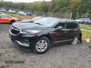 ✅ 2019 Buick Enclave Essence • VIN: 5GAERBKW5KJ119993 • Lot: 81983135. Wystawiony na Copart z przebiegiem 30 707 mil. Bezpłatny archiwum sprzedaży aukcyjnych z USA i szczegółowy raport historii pojazdu na DreamBid. Zdjęcie 1.