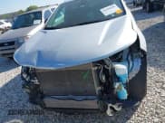 ✅ 2022 Chevrolet Equinox Premier • VIN: 2GNAXNEV2N6135147 • Lot: 43440446. Wystawiony na IAAI z przebiegiem 29 818 mil. Bezpłatny archiwum sprzedaży aukcyjnych z USA i szczegółowy raport historii pojazdu na DreamBid. Zdjęcie 13.