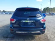 ✅ 2015 Nissan Pathfinder S • VIN: 5N1AR2MN3FC617553 • Lot: 43485533. Wystawiony na IAAI z przebiegiem 183 941 mil. Bezpłatny archiwum sprzedaży aukcyjnych z USA i szczegółowy raport historii pojazdu na DreamBid. Zdjęcie 17.
