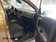 ✅ 2021 Kia Sportage LX • VIN: KNDPMCAC6M7848376 • Lot: 43520973. Listed on IAAI with 113,084 mi. Free auction sales archive from the USA and detailed vehicle history report at DreamBid. Image 5.