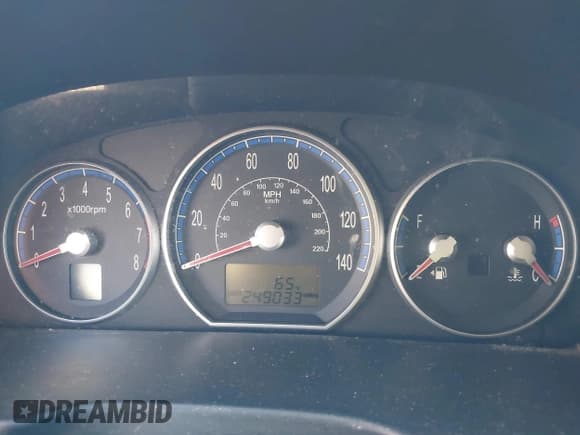 ✅ 2008 Hyundai Santa Fe GLS • VIN: 5NMSG13D58H170116 • Lot: 43625380. Wystawiony na IAAI z przebiegiem 249 033 mil. Bezpłatny archiwum sprzedaży aukcyjnych z USA i szczegółowy raport historii pojazdu na DreamBid. Zdjęcie 7.