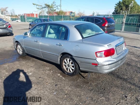 ✅ 2004 Kia Amanti • VIN: KNALD124245047303 • Лот: 41011839. Опубликован ранее на IAAI с пробегом 43 425 миль. Бесплатный доступ к архиву аукционных продаж из США и подробный отчёт об истории автомобиля на DreamBid. Изображение 3.