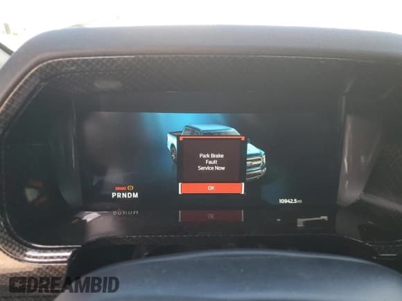 ✅ 2023 Ford F-150 XL • VIN: 1FTFW1E59PKE47220 • Lot: 81515455. Wystawiony na Copart z przebiegiem 10 942 mil. Bezpłatny archiwum sprzedaży aukcyjnych z USA i szczegółowy raport historii pojazdu na DreamBid. Zdjęcie 9.