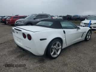 2012 Chevrolet Corvette Z16 Grand Sport 2LT z VIN 1G1YV3DWXC5102135, wystawiony jako Copart lot #75086974 z przebiegiem 49 711 mil mil oraz Szkoda całkowita • Salvage title. Historia ofert i sprzedaży dostępna na DreamBid. Obrazek 3.