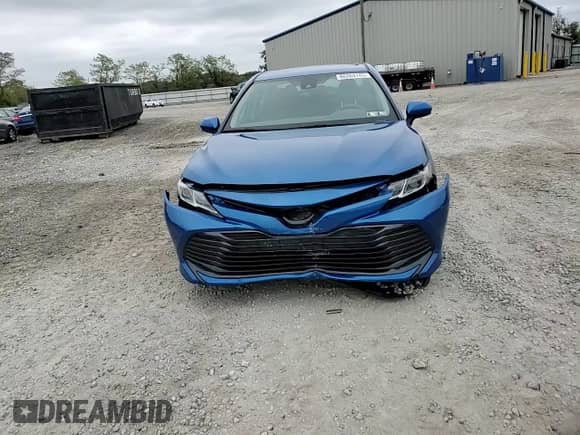 2019 Toyota Camry LE z VIN 4T1B11HK9KU223243, wystawiony jako Copart lot #86264145 z przebiegiem 120 090 mil mil oraz Szkoda całkowita • Salvage title. Historia ofert i sprzedaży dostępna na DreamBid. Obrazek 13.