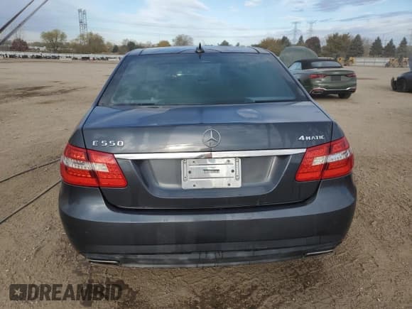 ✅ 2011 Mercedes-Benz E 550 Luxury • VIN: WDDHF9AB3BA303945 • Lot: 91293975. Listed on Copart with 142,166 mi. Free auction sales archive from the USA and detailed vehicle history report at DreamBid. Image 6.