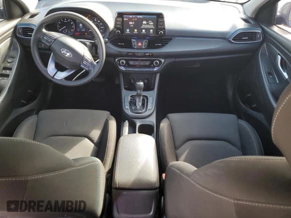 ✅ 2019 Hyundai Elantra • VIN: KMHH35LE3KU091058 • Lot: 91249705. Listed on Copart with 84,407 mi. Free auction sales archive from the USA and detailed vehicle history report at DreamBid. Image 8.