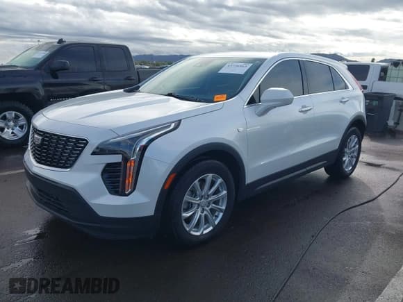 ✅ 2022 Cadillac XT4 FWD Luxury • VIN: 1GYAZAR49NF107519 • Lot: 43726863. Wystawiony na IAAI z przebiegiem 59 324 mil. Bezpłatny archiwum sprzedaży aukcyjnych z USA i szczegółowy raport historii pojazdu na DreamBid. Zdjęcie 2.