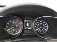 ✅ 2018 Hyundai Santa Fe 2.4L • VIN: 5NMZUDLB3JH106184 • Лот: 36151903. Опубликован ранее на Copart с пробегом 78 338 миль. Бесплатный доступ к архиву аукционных продаж из США и подробный отчёт об истории автомобиля на DreamBid. Изображение 9.