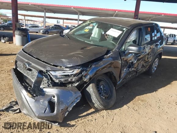 ✅ 2023 Toyota RAV4 LE • VIN: 2T3H1RFV6PC220306 • Lot: 43660739. Wystawiony na IAAI z przebiegiem 30 922 mil. Bezpłatny archiwum sprzedaży aukcyjnych z USA i szczegółowy raport historii pojazdu na DreamBid. Zdjęcie 18.