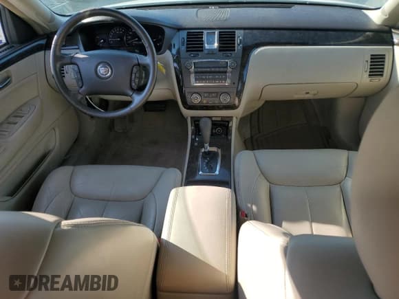 ✅ 2009 Cadillac DTS 1SC • VIN: 1G6KD57Y09U131959 • Lot: 71683215. Wystawiony na Copart z przebiegiem 111 814 mil. Bezpłatny archiwum sprzedaży aukcyjnych z USA i szczegółowy raport historii pojazdu na DreamBid. Zdjęcie 8.