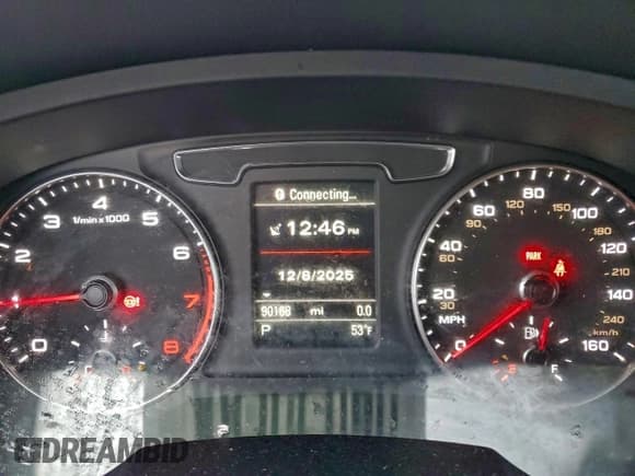 ✅ 2016 Audi Q3 Premium Plus • VIN: WA1EFCFS1GR014987 • Lot: 96033235. Listed on Copart with 90,168 mi. Free auction sales archive from the USA and detailed vehicle history report at DreamBid. Image 9.