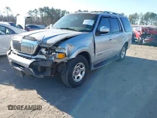 ✅ 2000 Lincoln Navigator • VIN: 5LMFU28A9YLJ27114 • Лот: 41656276. Опубликован ранее на IAAI с пробегом 159 229 миль. Бесплатный доступ к архиву аукционных продаж из США и подробный отчёт об истории автомобиля на DreamBid. Изображение 2.