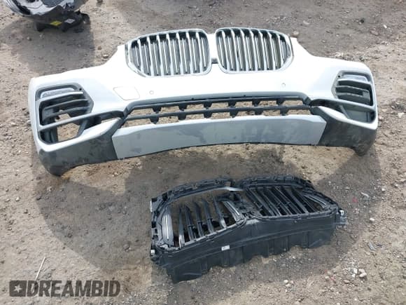 ✅ 2020 BMW X5 sDrive40i • VIN: 5UXCR4C06LLE30688 • Lot: 41951122. Listed on IAAI with 39,859 mi. Free auction sales archive from the USA and detailed vehicle history report at DreamBid. Image 12.