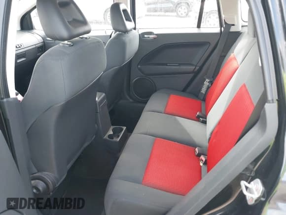 ✅ 2008 Dodge Caliber SXT • VIN: 1B3HB48B98D506460 • Lot: 41829536. Listed on IAAI with 61,826 mi. Free auction sales archive from the USA and detailed vehicle history report at DreamBid. Image 8.