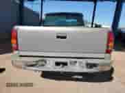 ✅ 2002 Chevrolet Silverado 1500 LS • VIN: 1GCEC19V12Z239654 • Lot: 90499805. Wystawiony na Copart z przebiegiem 196 810 mil mil. Skorzystaj z bezpłatnego archiwum sprzedaży aukcyjnych z USA i zobacz szczegółowy raport historii pojazdu na DreamBid. Zdjęcie 6.