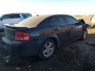 ✅ 2010 Dodge Avenger R/T • VIN: 1B3CC5FB2AN236228 • Лот: 43162485. Опубликован ранее на Copart с пробегом 144 223 миль. Бесплатный доступ к архиву аукционных продаж из США и подробный отчёт об истории автомобиля на DreamBid. Изображение 3.