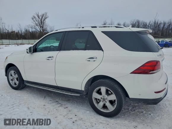 ✅ 2016 Mercedes-Benz GLE 350 • VIN: 4JGDA5HB6GA685607 • Lot: 95212155. Wystawiony na Copart z przebiegiem 94 331 mil. Bezpłatny archiwum sprzedaży aukcyjnych z USA i szczegółowy raport historii pojazdu na DreamBid. Zdjęcie 2.
