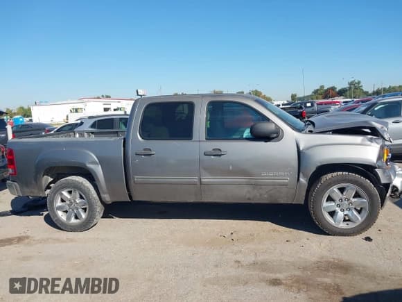 ✅ 2012 GMC Sierra 1500 SLE • VIN: 3GTP1VE05CG288020 • Лот: 43579103. Опубликован ранее на IAAI с пробегом 253 598 миль. Бесплатный доступ к архиву аукционных продаж из США и подробный отчёт об истории автомобиля на DreamBid. Изображение 13.