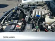 ✅ 2001 Toyota 4Runner SR5 • VIN: JT3HN86R910335658 • Lot: 43022123. Listed on IAAI with 236,128 mi. Free auction sales archive from the USA and detailed vehicle history report at DreamBid. Image 12.