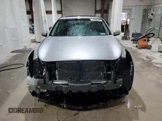 ✅ 2015 Infiniti Q40 • VIN: JN1CV6AR3FM651013 • Лот: 74568404. Опубликован ранее на Copart с пробегом 171 155 миль. Бесплатный доступ к архиву аукционных продаж из США и подробный отчёт об истории автомобиля на DreamBid. Изображение 5.