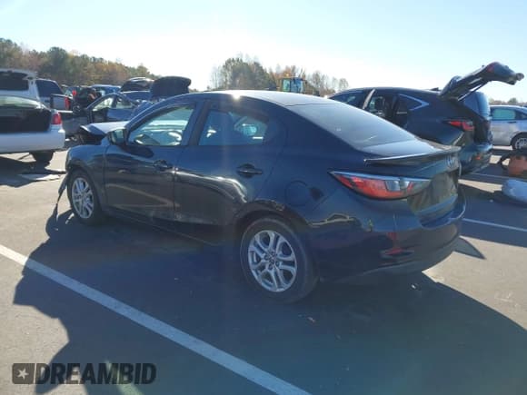 ✅ 2016 Scion iA • VIN: 3MYDLBZV7GY142947 • Lot: 43653125. Wystawiony na IAAI z przebiegiem 143 192 mil. Bezpłatny archiwum sprzedaży aukcyjnych z USA i szczegółowy raport historii pojazdu na DreamBid. Zdjęcie 3.